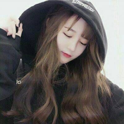 特朗普宣布总统科技顾问委员会任命 黄仁勋和扎克伯格等加入