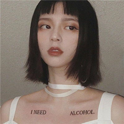 俄乌战场惊现持枪机器人