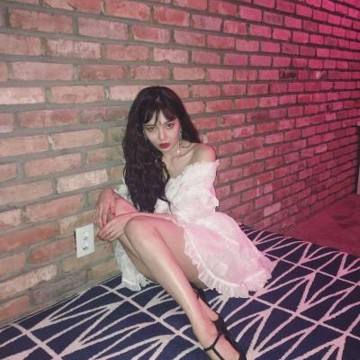 又一个“王”走下神坛！他曾和巴菲特齐名