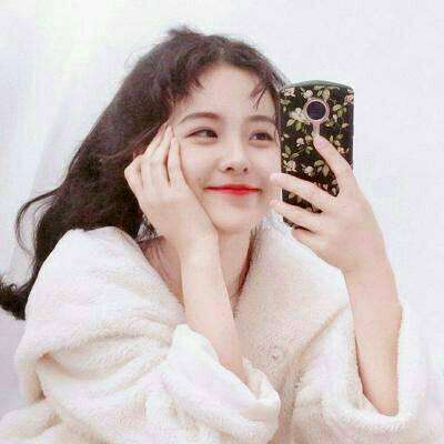 崔永元吸猫甘做“铲屎官” 如此回应“炮轰范冰冰”…